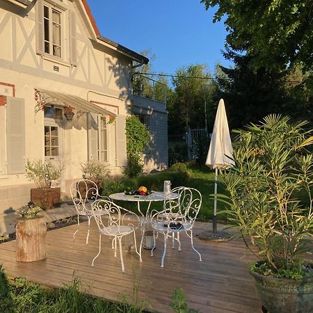 "Aux Chants Des Oiseaux" Domaine De La Renardiere Les Grandes-Loges Extérieur photo