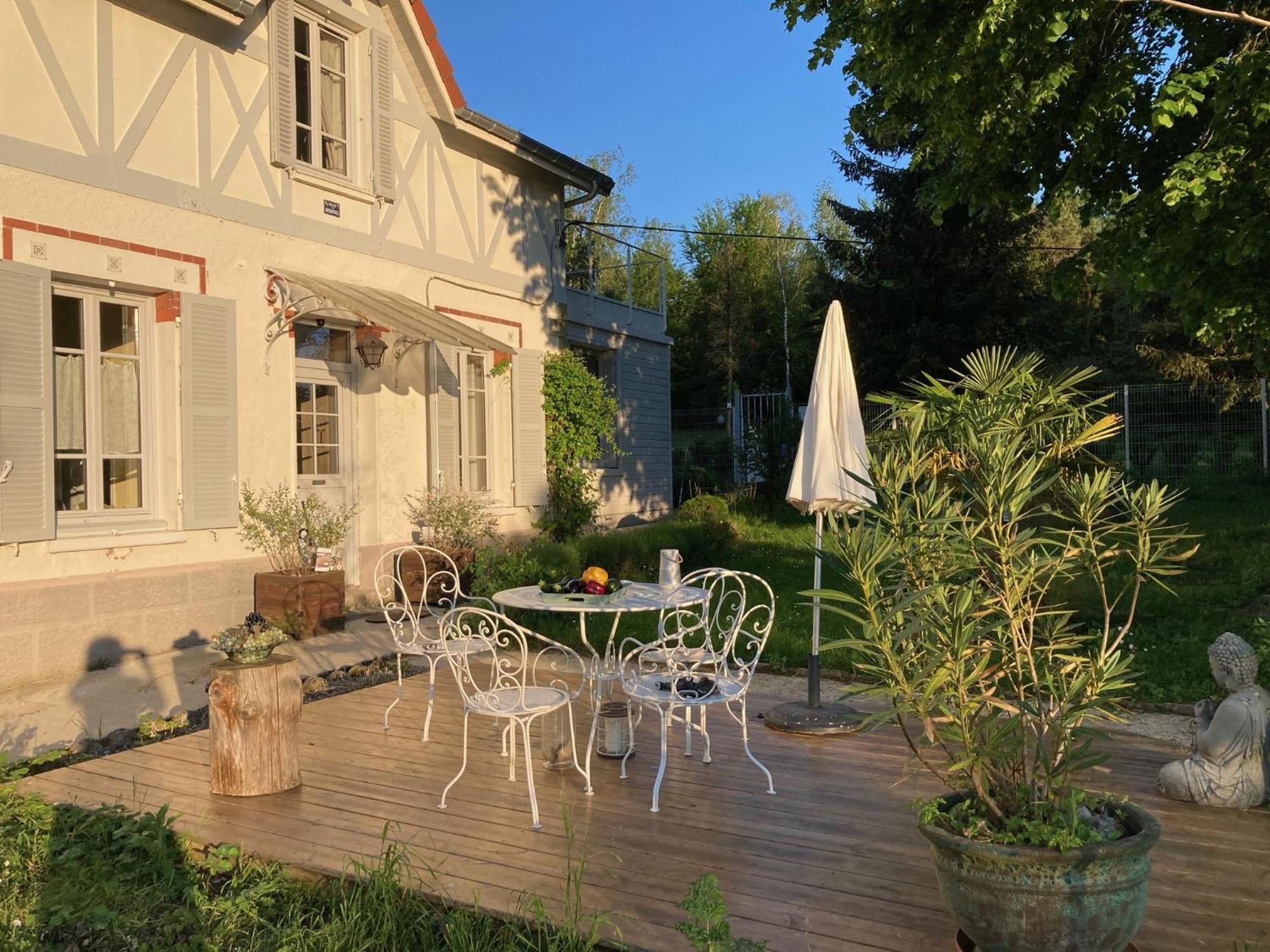 "Aux Chants Des Oiseaux" Domaine De La Renardiere Les Grandes-Loges Extérieur photo